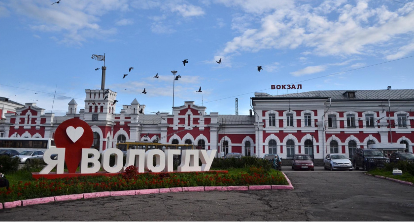 В Вологде рассматриваются 18 эскизных проектов стелы «Город трудовой доблести»