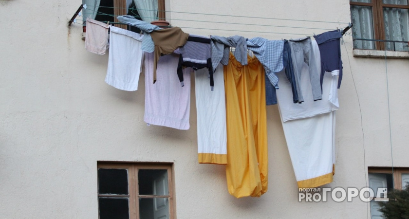 Желтизна на вещах разъедается после 1 стирки - бросьте 4 ложки в барабан