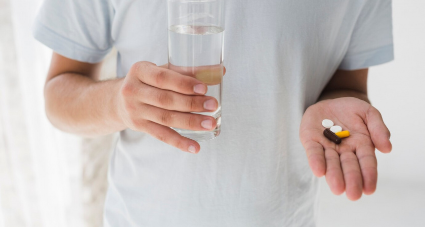 Волшебной пилюли не существует: врач объяснил, как защитить печень во время приема лекарств