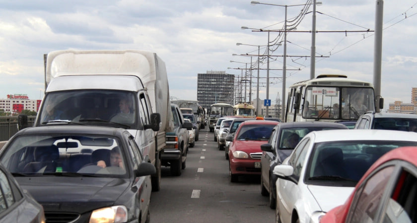 Теперь с 10 июня на выезде из города будут отбирать автомобили: водителей ждет неожиданный сюрприз