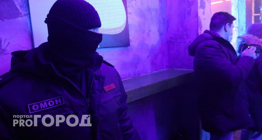 Полиция Вологды задержала подозреваемых в порче городского имущества