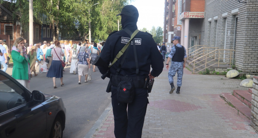 Жительница Вологодской области набросилась на полицейского