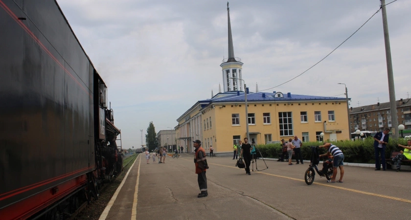 Ступят на сияющую полосу из бриллиантов: астролог Глоба назвала только два знака, которые будут жить как в сказке