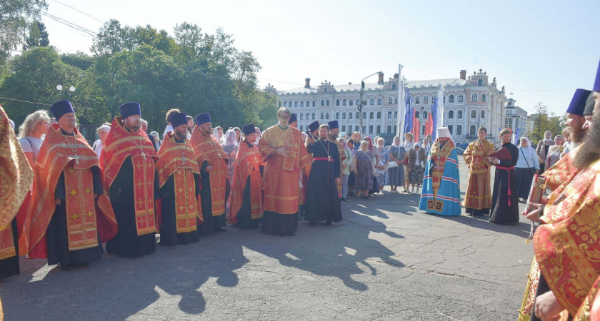 В Вологде прошел молебен о страждущих недугом винопития и наркомании