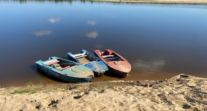 Под Вологдой массово воруют лодки