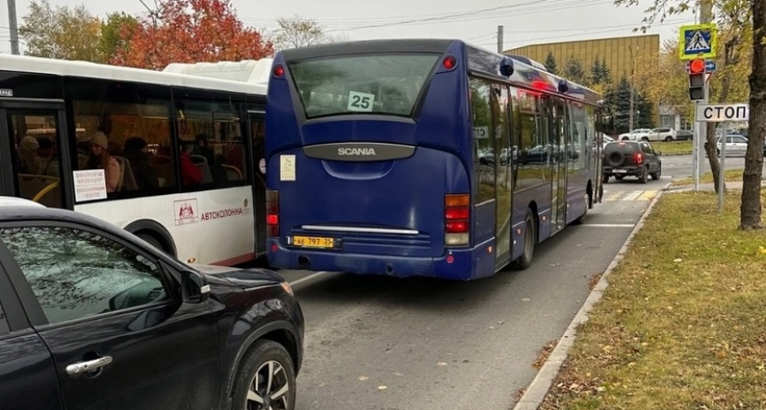 В Череповце появится выделенная полоса для автобусов на проспекте Строителей