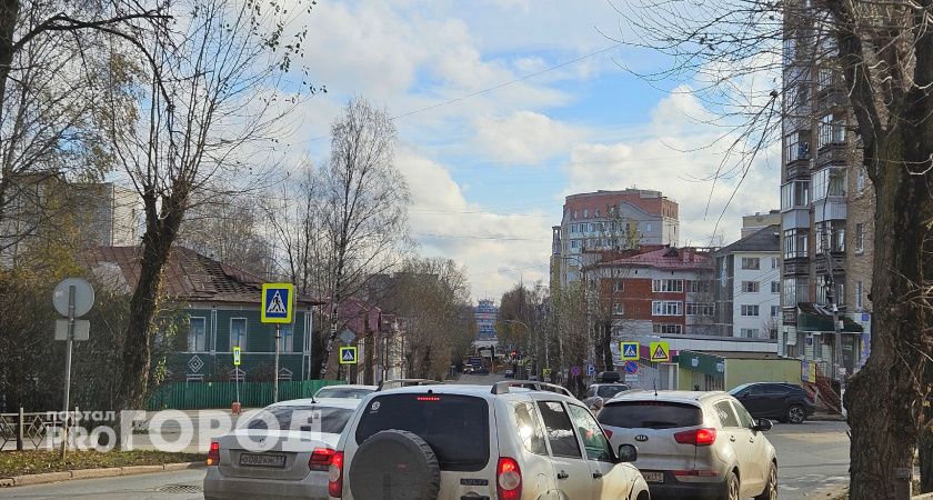 Житель Череповца прокатился на такси, потеряв двести тысяч рублей