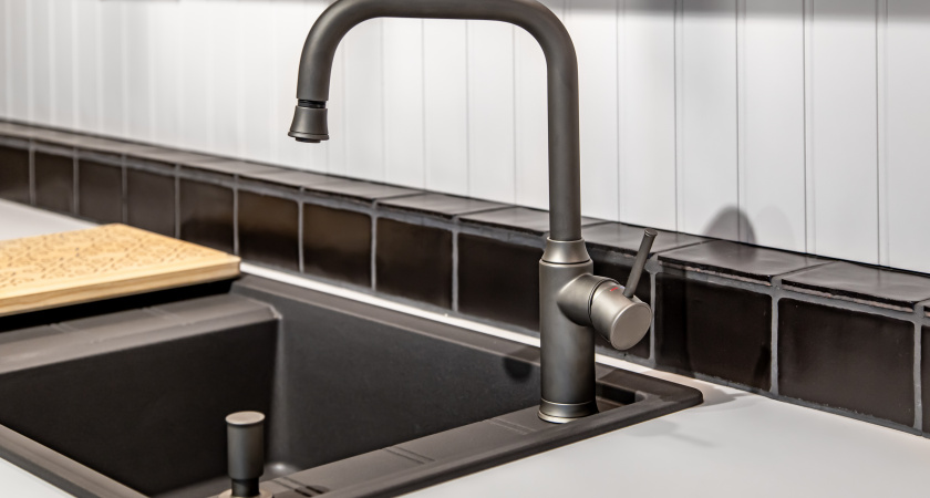 Как очистить старый кран от ржавчины и известкового налета: Будет блестеть как зеркало — сода и уксус не понадобятся