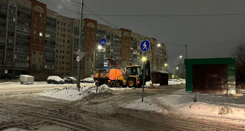 Георгий Филимонов потребовал срочно очистить дороги Вологодской области от снега