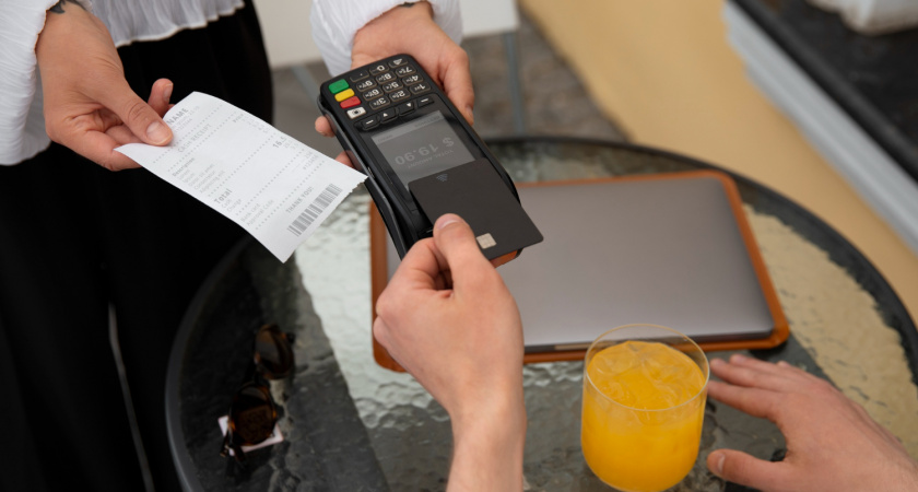 «Вам чек нужен?» Оказалось, в «Пятерочках» и «Магнитах» неспроста постоянно задают надоевший вопрос