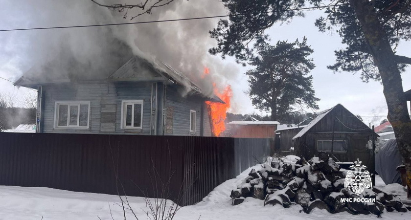 Небрежность и аварийная проводка стали причиной нескольких пожаров в Вологодской области
