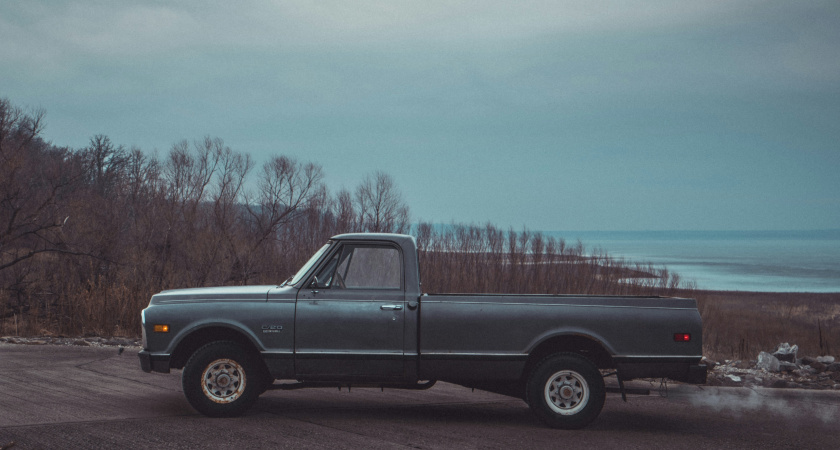 С марта всем водителям штраф 500 рублей: ГАИ начала поиск машин именно с такими фарами