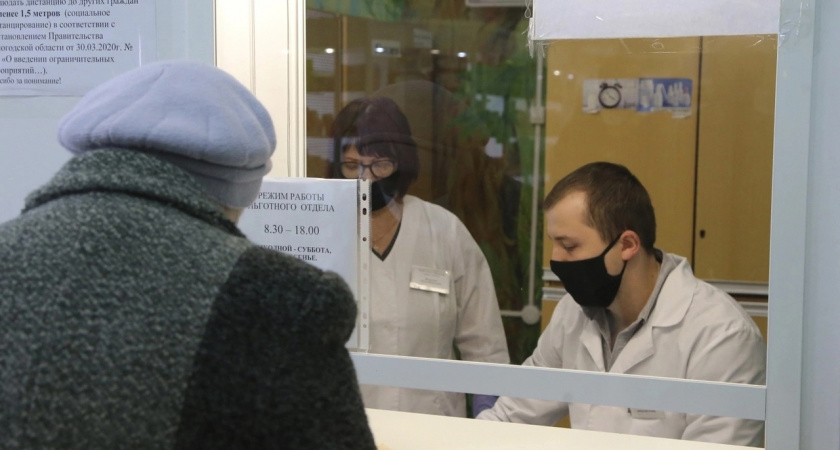 Врачи Вологодской области получили первые выплаты с учетом региональной надбавки