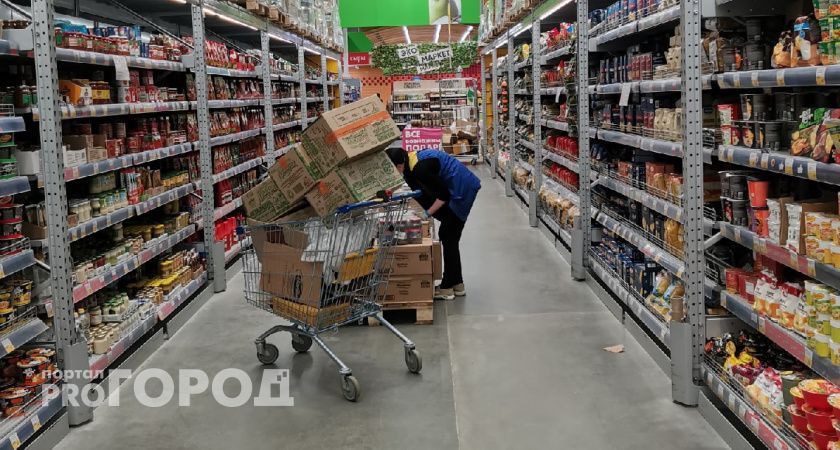 В Вологде задержали мужчину за кражу кошелька из ячейки в магазине