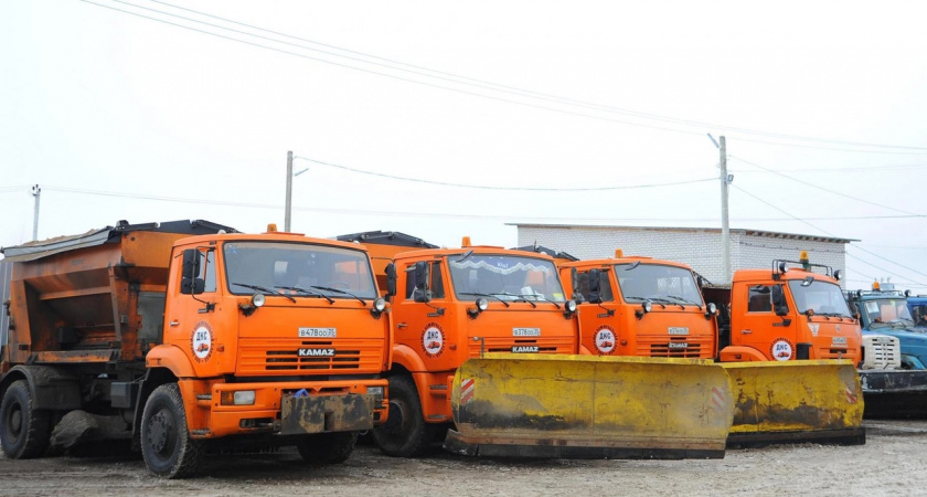 В Вологодской области обновили парк специализированной дорожной техники