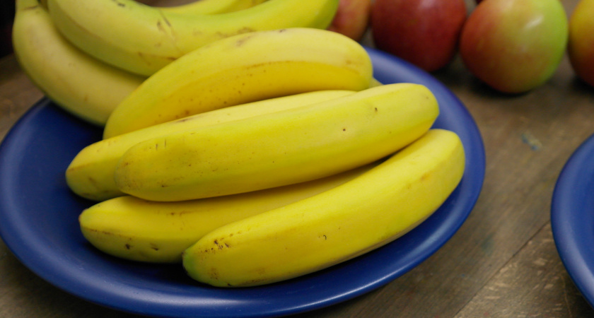 Продавцы «Магнита» и «Пятерочки» всегда охотятся за пакетиками из ящиков с бананами — берите всегда тоже