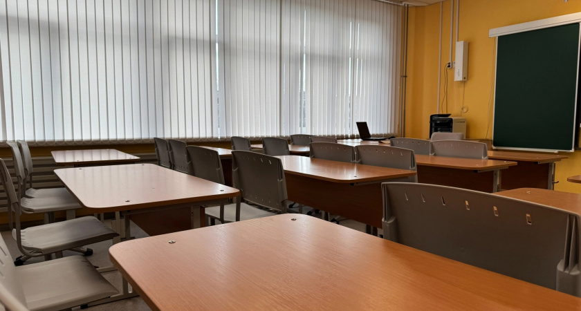 Администрация Вологды перевела 13 школ в статус автономных