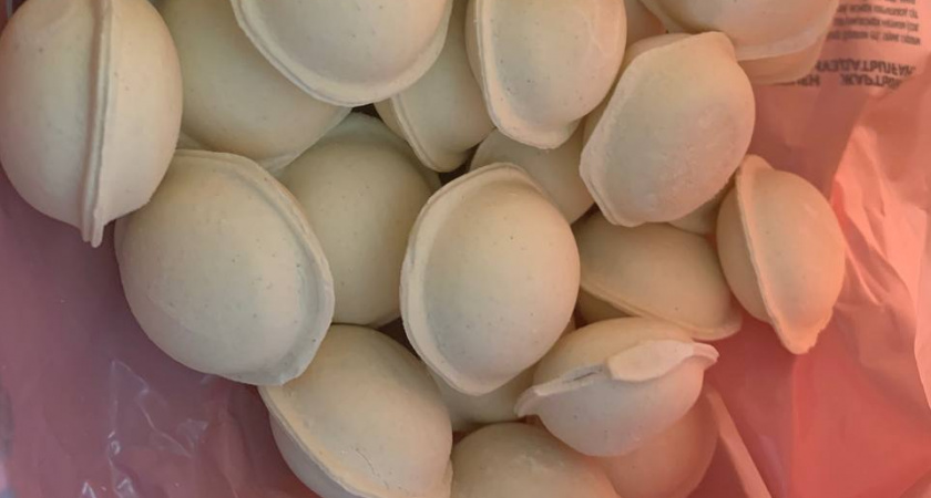 Перемолотые рога и копыта вместо мяса: в Роскачестве назвали худшие марки пельменей