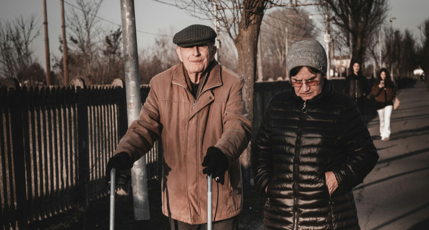 Пенсионеры перед майскими праздниками получат повышенные пенсии: уже известны суммы