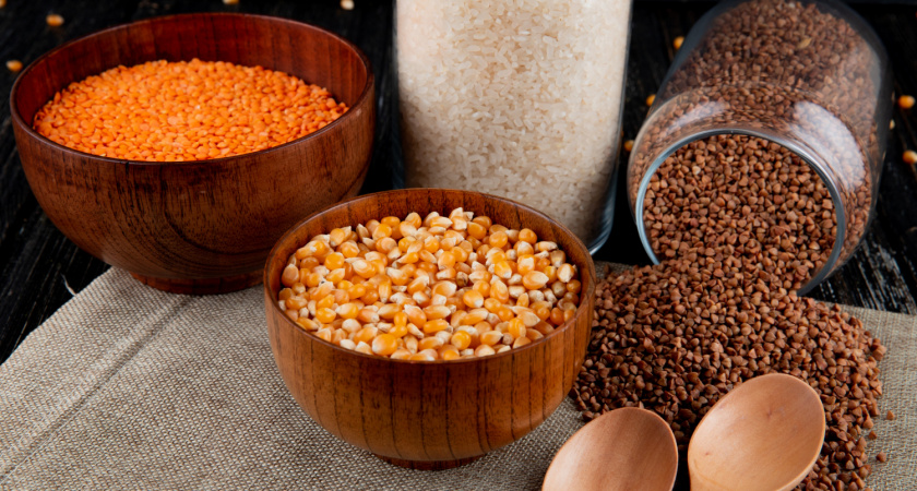 Витаминов — море, гречка и овсянка рядом не стоят: ученые назвали самую полезную крупу