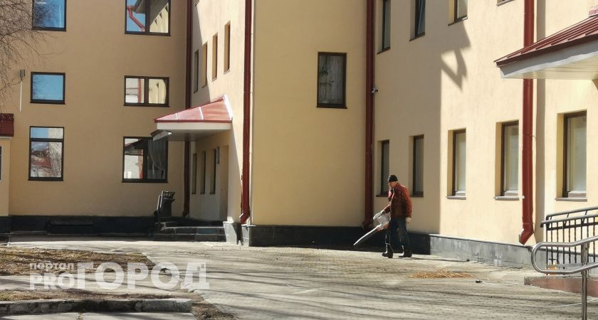 Вологда избавляется от зимней грязи: масштабная уборка охватила девять перекрёстков