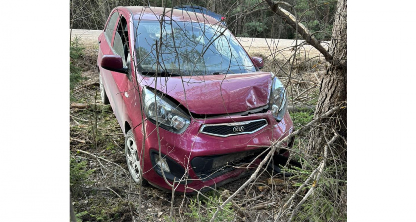 75-летняя водительница «Киа Пиканто» попала в ДТП в Вологодской области