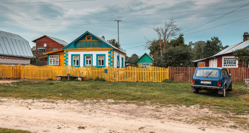 С июня 2025 полностью будет запрещена установка заборов на даче: их придётся снести