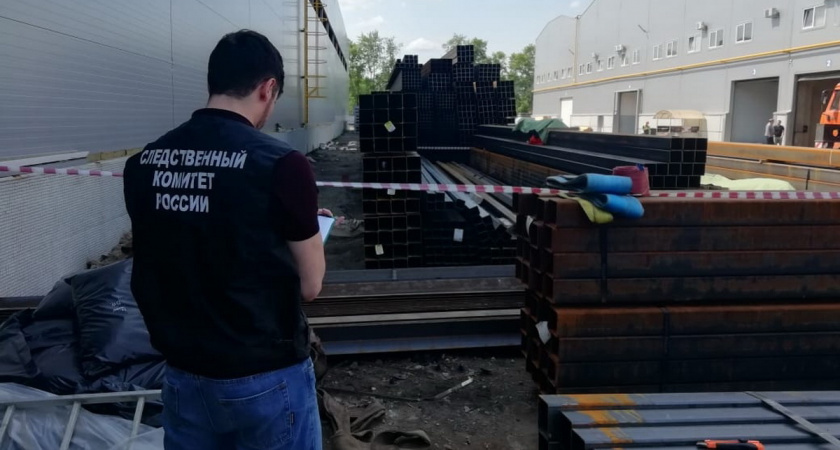 Завскладом в Вологде получил срок после гибели рабочих из-за нарушений техники безопасности