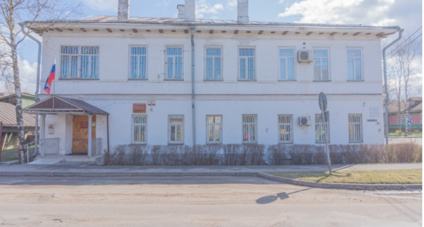 Мастера лесопильного завода в Вологодской области осудили за гибель электрика из-за нарушений техники безопасности