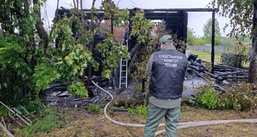 Непотушенная сигарета стала причиной смертельного пожара в Вологодской области 