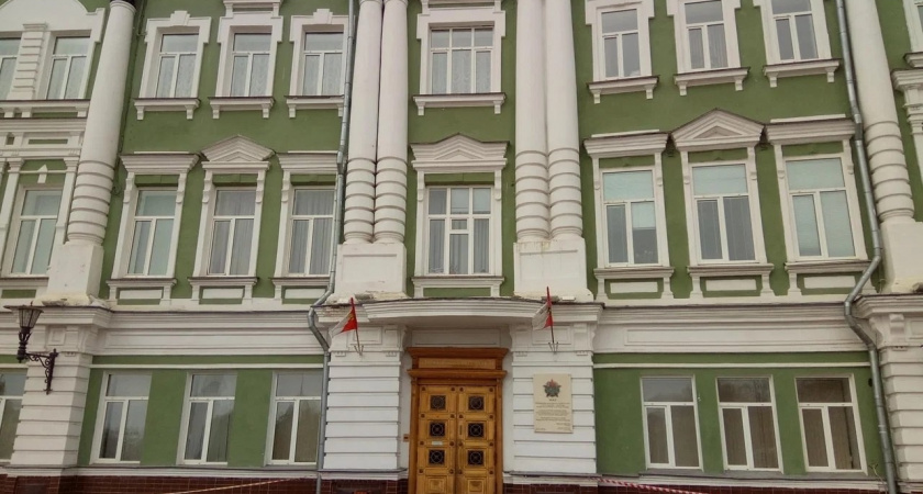 Администрация Вологды выставляет на продажу старый дом с обязательным условием сноса