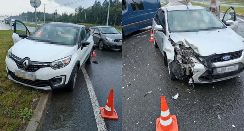 В Вологодской области пенсионерка пострадала при столкновении двух иномарок