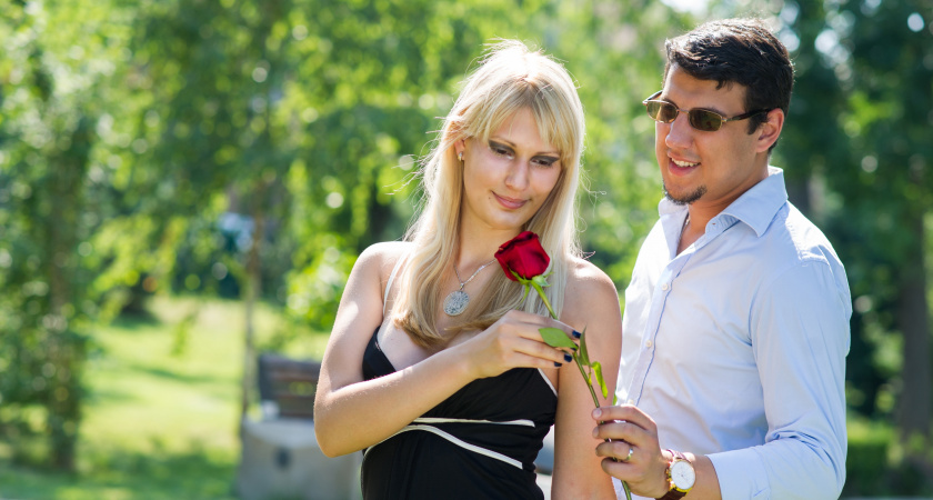 Как влюбить в себя кого угодно: 7 рабочих советов психолога, которые реально работают