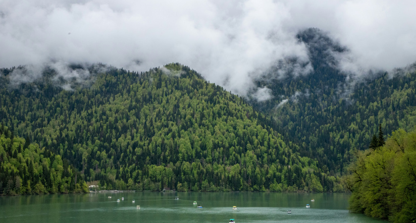 Что нельзя делать русским туристам в Абхазии: 5 важных правил для беззаботного отпуска