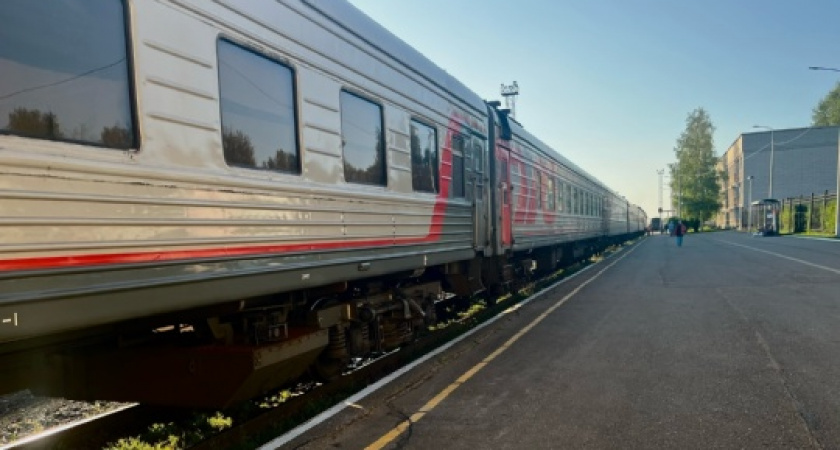 Сама не ожидала, но отстояла нижнюю полку в купе РЖД у соседки-хамки: теперь говорю именно эту фразу - всегда работает