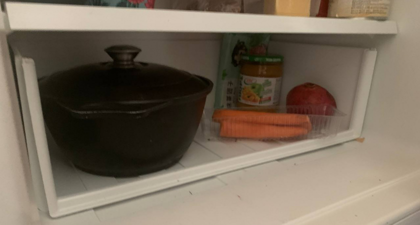 90 % хозяек неправильно использует нижний ящик в холодильнике: а вы тоже храните там фрукты и овощи