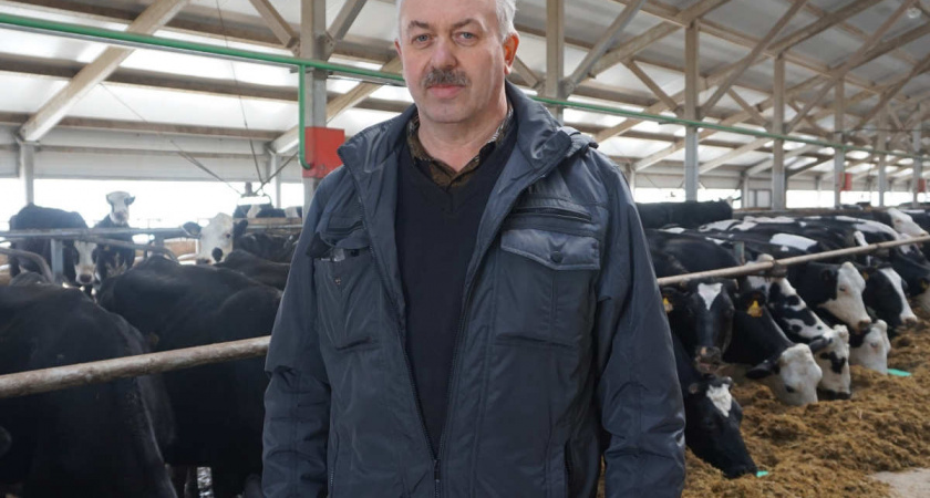 Владимир Путин наградил орденом Дружбы главного зоотехника в Вологодской области