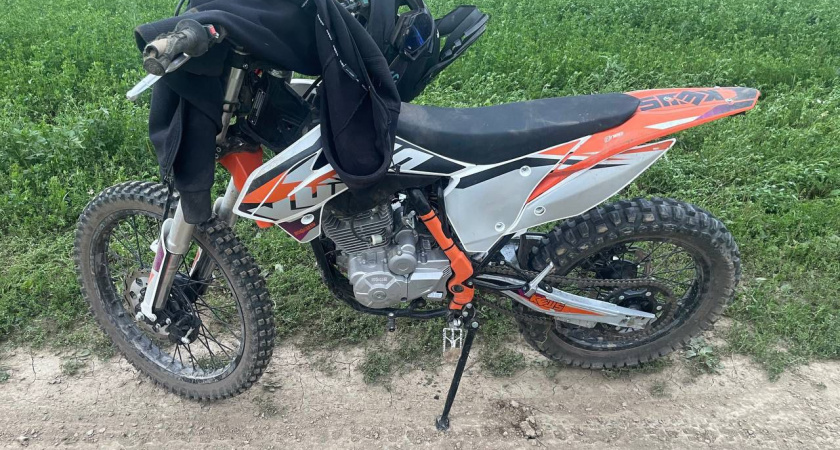 В Вологодской области подросток попал в больницу в результате аварии с мотоциклом