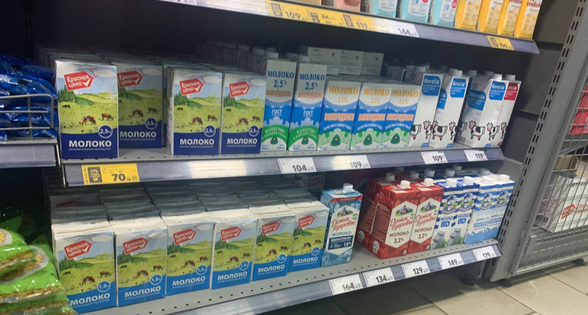 Крашеная мелом вода: Росконтроль составил список марок молока, которые лучше не брать даже по акции