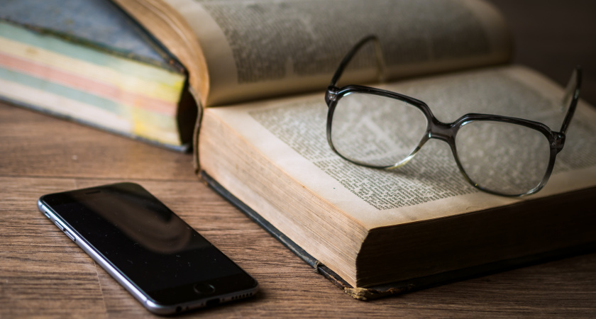 У преподавателя случится нервный тик, если вы допустите ошибку в написании этого слова, которое известно всем