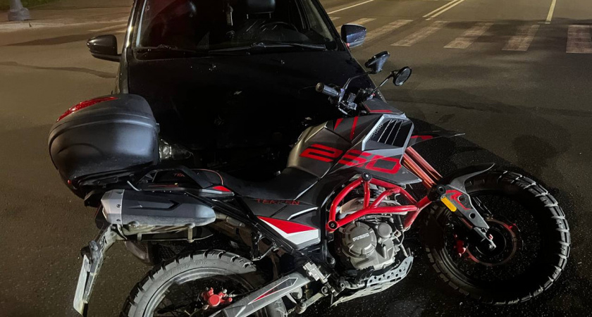 Мотоциклист пострадал в ДТП в центре Вологды