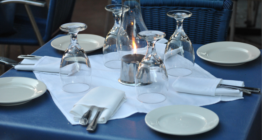 Как официанты за глаза обзывают клиентов в ресторане: тайные записки сотрудников