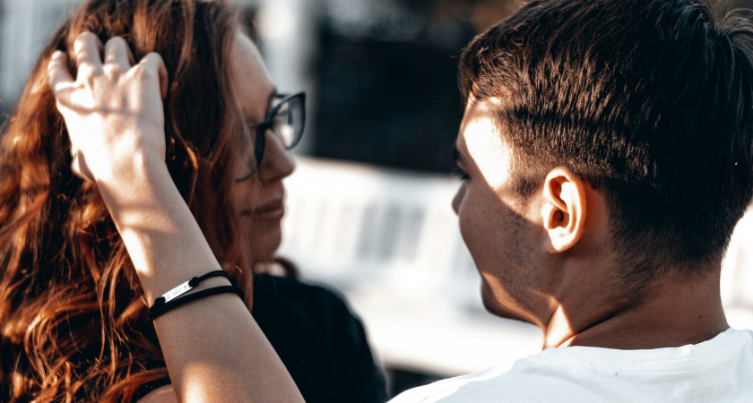 Как распознать лжеца за 3 секунды? Метод спецслужб, который должен знать каждый!