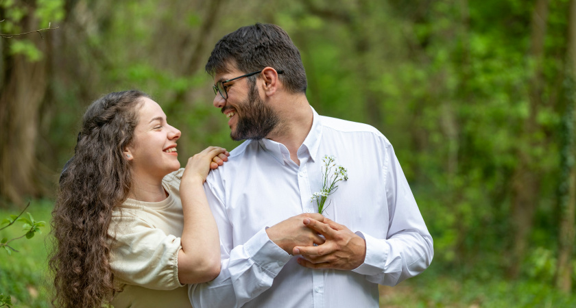 Мужской язык любви: 10 фраз партнера, которые говорят о его глубоких чувствах