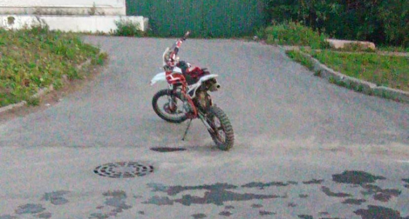 Подросток без прав разбился на питбайке в Вологодской области