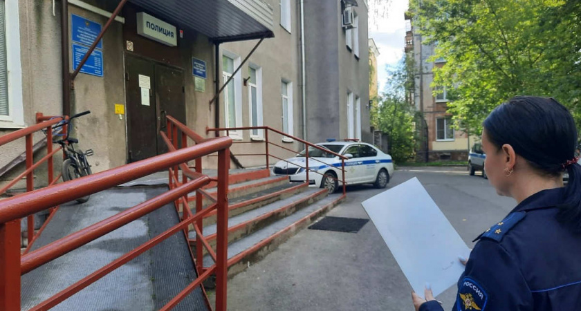 Полицейские задержали взломщика, спалившего баню дачницы в Вологодской области 