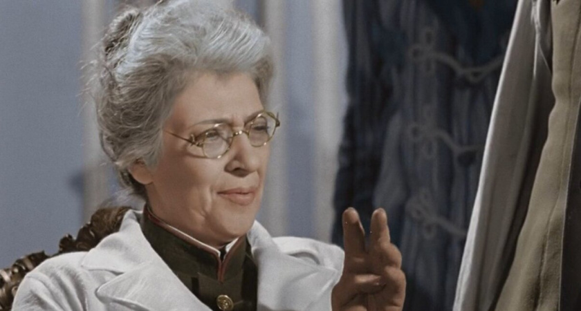 Вот как поступать с теми, кто вам хамит. Совет Фаины Раневской, чтобы перестать прощать обидчика