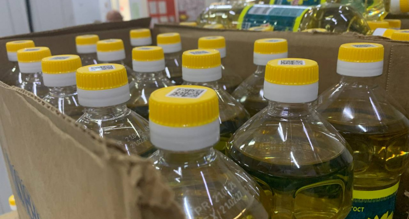 Перед выходом из дома всегда заливаю подсолнечное масло в раковину — избавляемся от неприятного запаха канализации