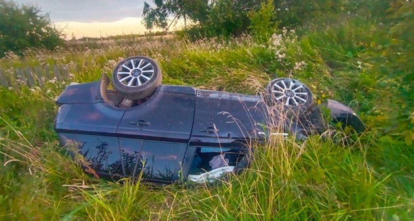 В Вологодской области пьяный водитель «Ленд Ровера» устроил аварию с пострадавшим