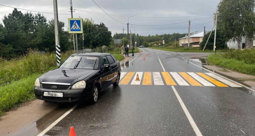 В Вологодской области подросток на велосипеде столкнулся с автомобилем из-за нарушения ПДД